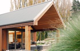 Covered outdoor living at dusk, Walnut Cottage Waitaki Valley